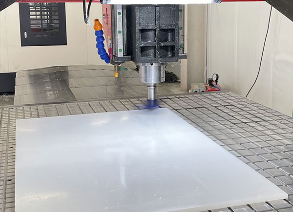 自動(dòng)噴砂設(shè)備廠(chǎng)家